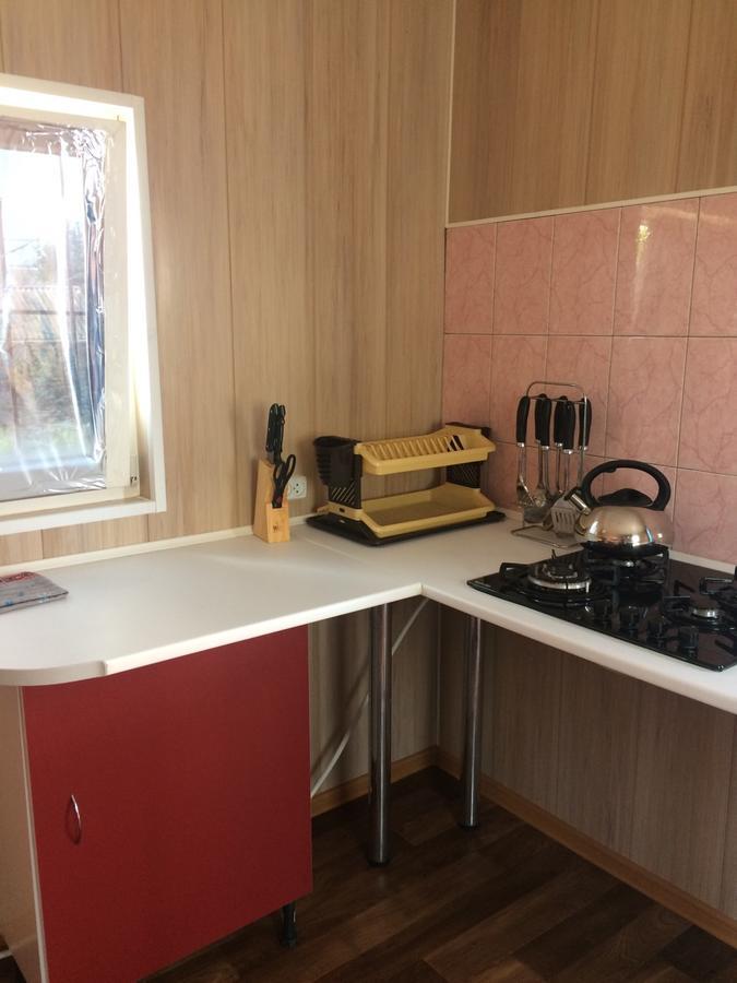 Дом Семейного Отдыха Karolino-Buhaz Exteriör bild